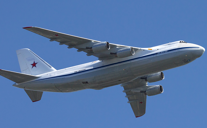 安-124大型运输机.png