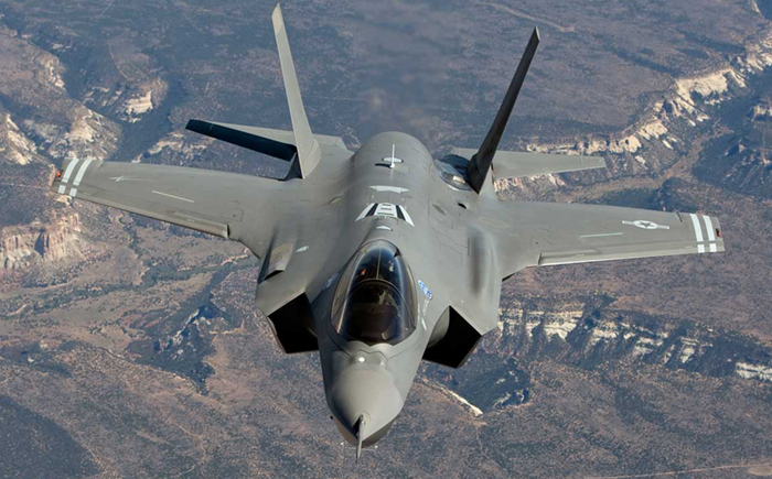 没有中央液压系统的F-35战斗机不再需要航空液压油了？